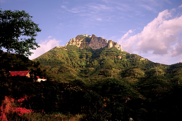玲珑山远眺1.jpg